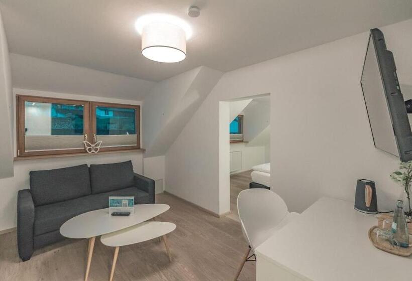 جناح جونيور, Boutique Wellnesshotel Landmann