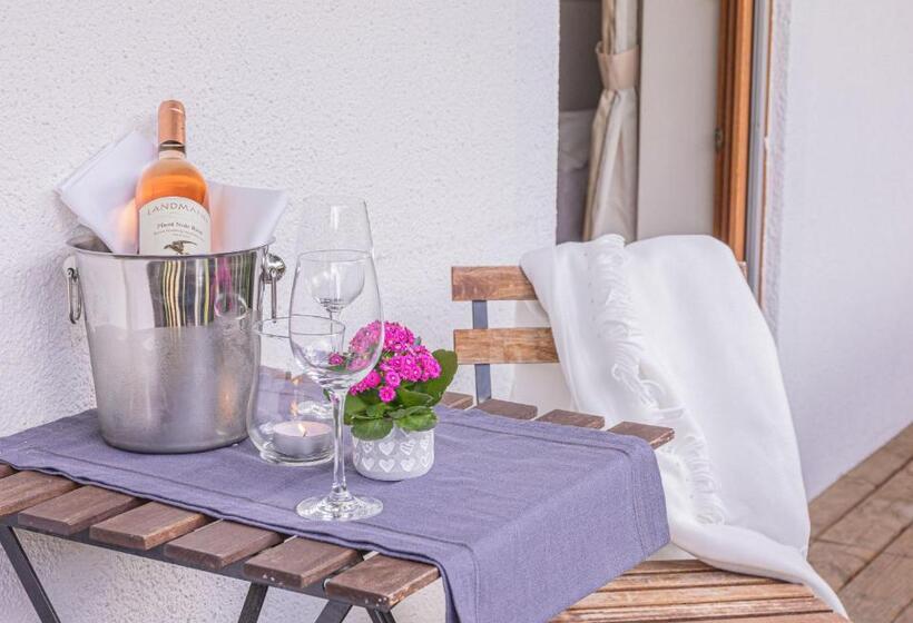 غرفة كلاسيكية مع بلكونة, Boutique Wellnesshotel Landmann