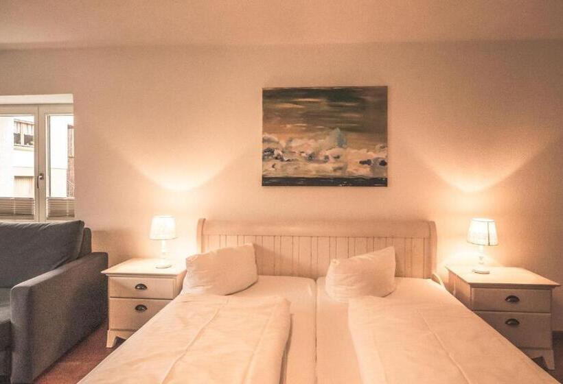 غرفة كلاسيكية مع بلكونة, Boutique Wellnesshotel Landmann