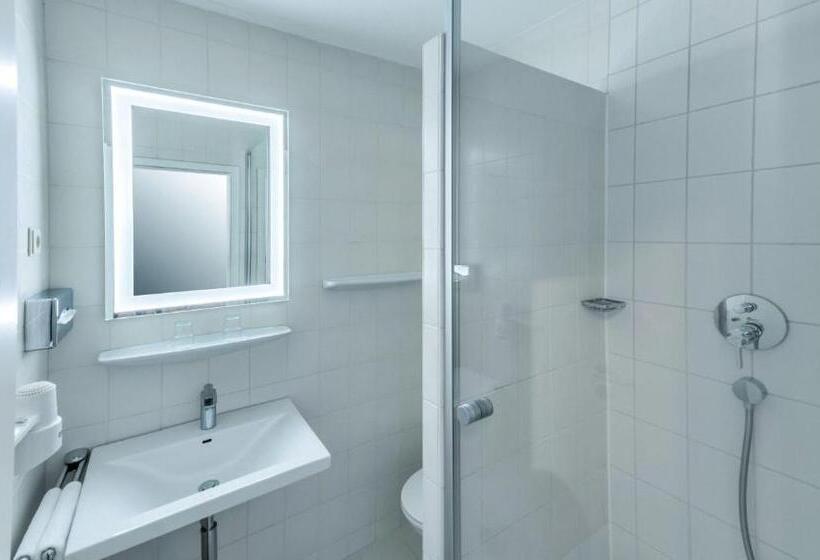 غرفة كلاسيكية مع بلكونة, Boutique Wellnesshotel Landmann