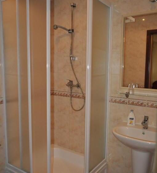 Номер Стандарт Трехместный, Bankietowa Hotel & Restauracja