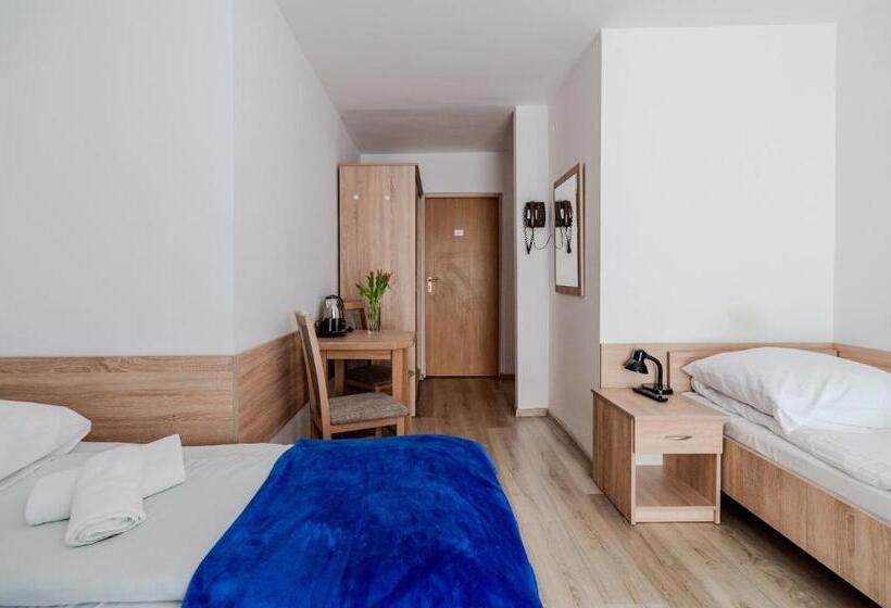 اتاق استاندارد سه نفره, Centrum Wypoczynku I Rekreacji Rysy Krynica Zdrój