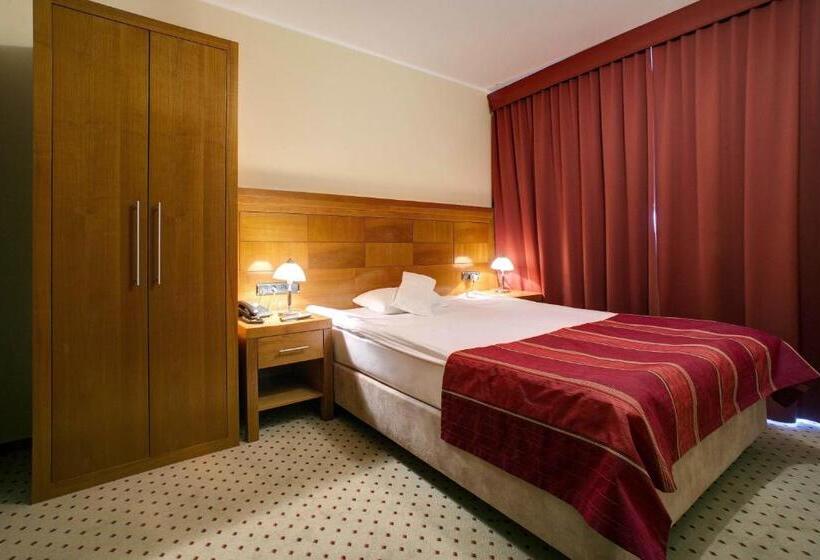 가든 전망 싱글룸, Duje