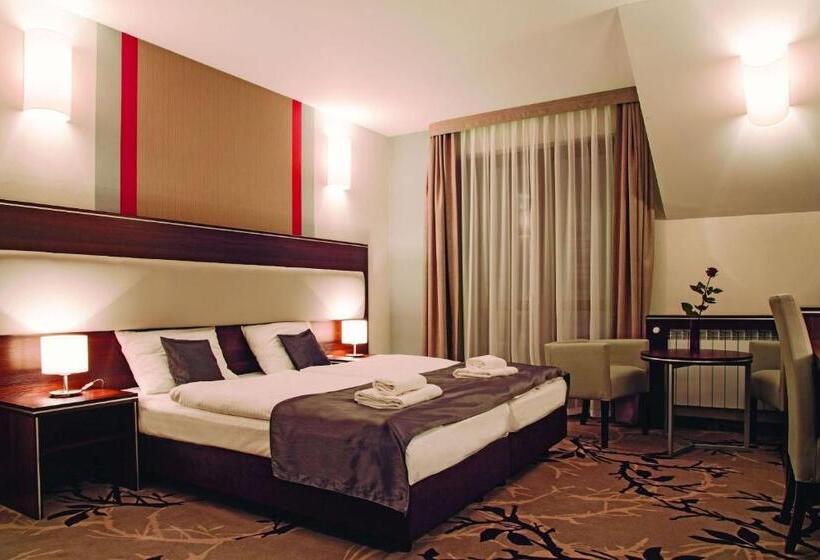 Quarto Estandar, Era