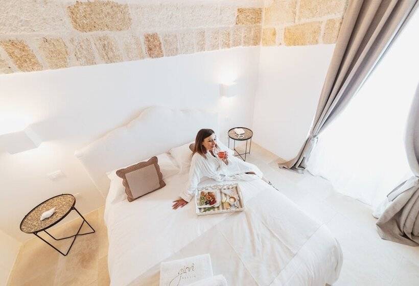 Люкс, Giovì Relais