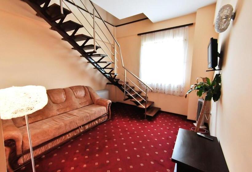 Люкс Дюплекс, Magic Gt Trivale