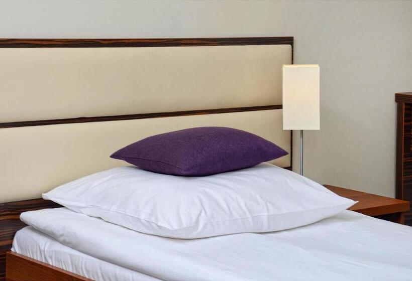 اتاق استاندارد, Mazovia Airport Modlin