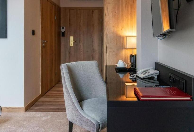 اتاق لوکس, Meta Resort & Vine Spa