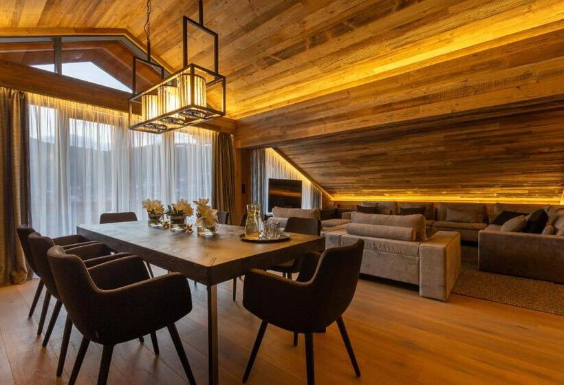 1 Bedroom Penthouse Apartment, Meta Resort & Vine Spa