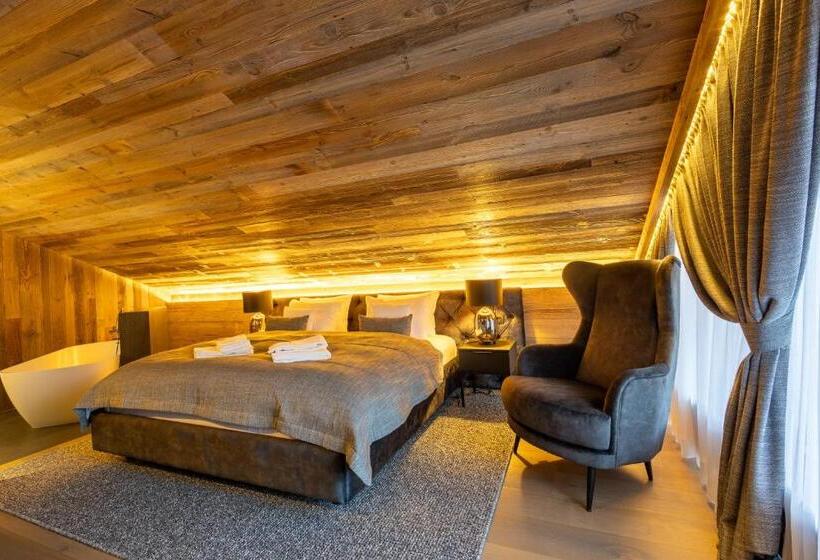 1 Bedroom Penthouse Apartment, Meta Resort & Vine Spa