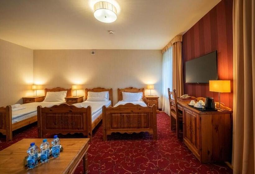 Номер Стандарт Трехместный, Meta Resort & Vine Spa