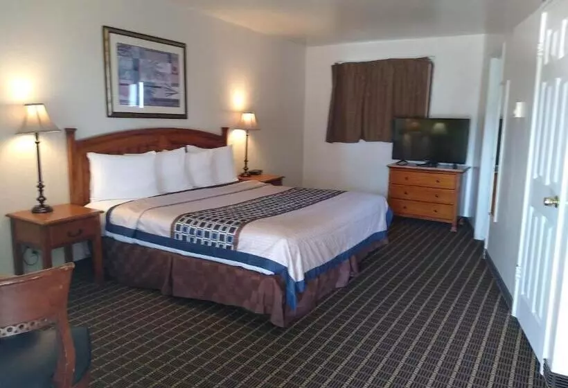 キングサイズベッドのスタンダードルーム, North Coast Inn