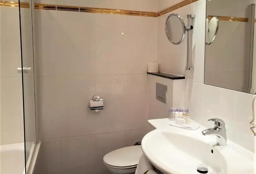 Camera Standard con Balcone, Purner