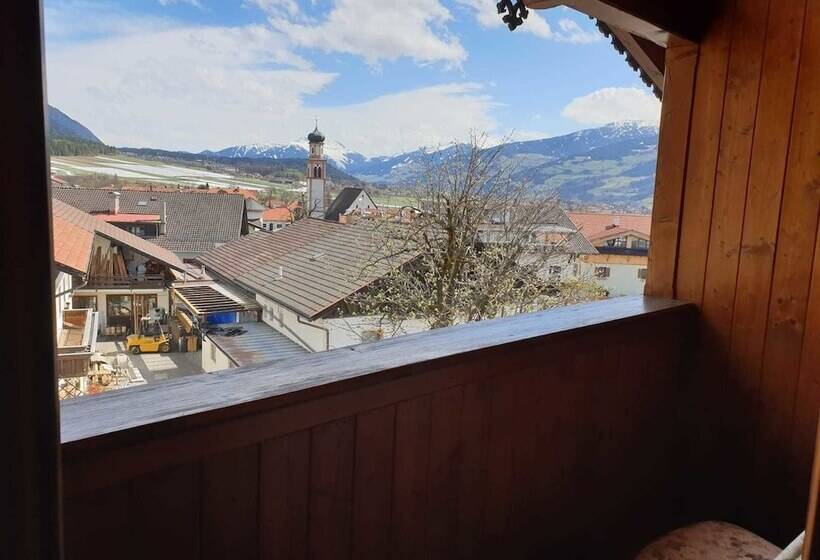 스탠다드 트리플 발코니 룸, Purner