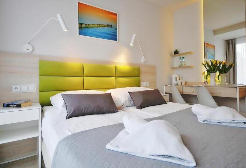 غرفة قياسية مزوَّدة بشُرفة, Relax