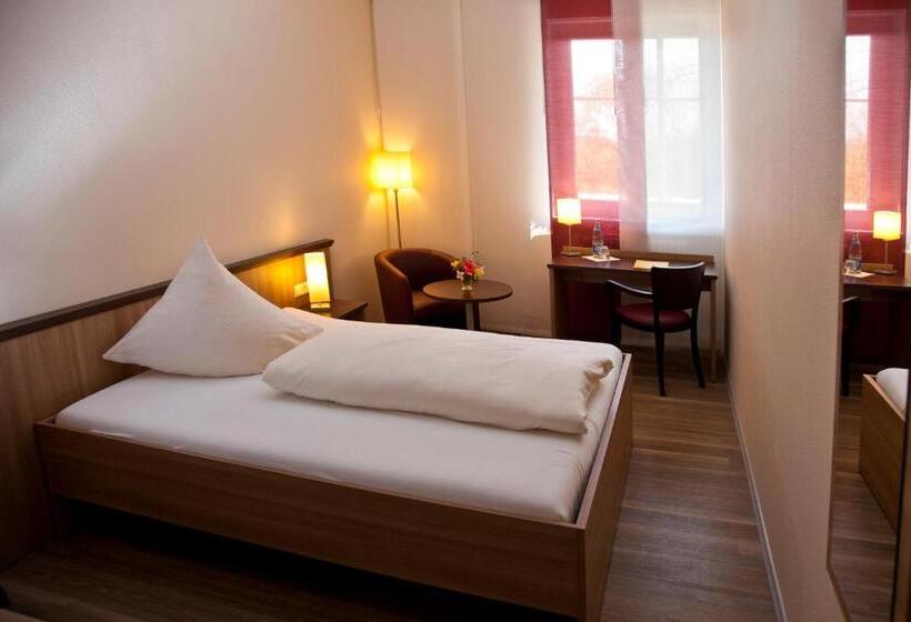 Quarto standart individual, Tagungshaus Regina Pacis