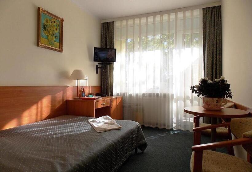 带阳台的标准单人间, Verano