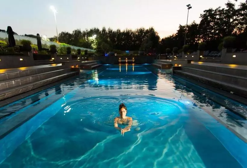 Standard Room with Spa Access, & Wellness Zuiver