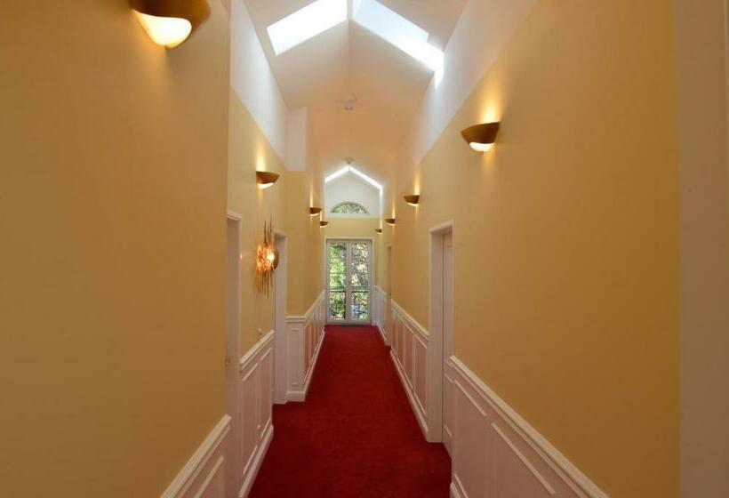 Номер Стандарт Индивидуальный, Landhaus Hotel Wolfratshausen