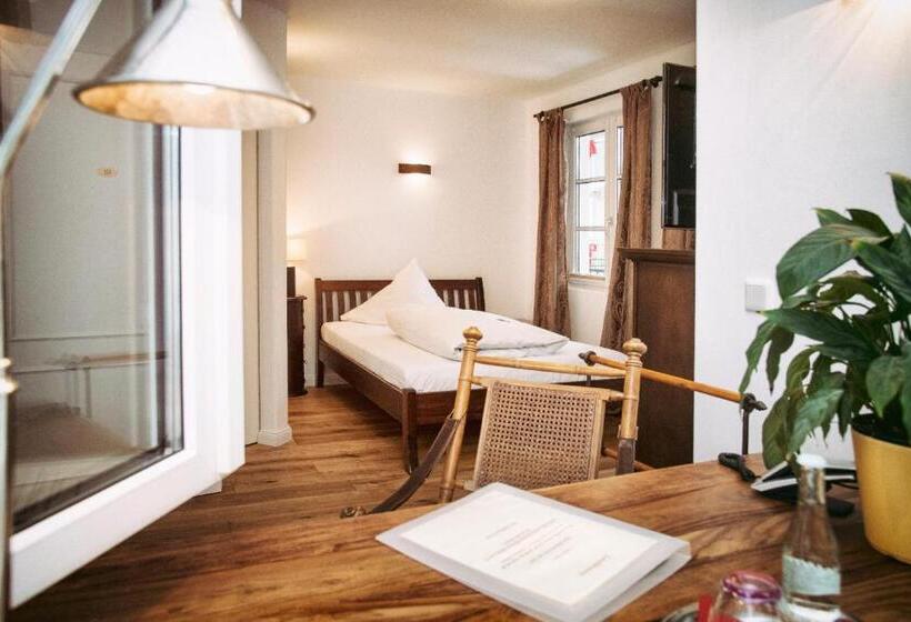 Номер Стандарт Индивидуальный, Landhaus Hotel Wolfratshausen