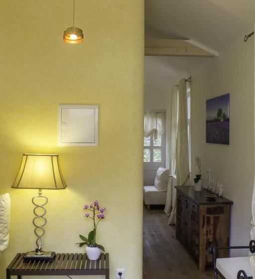 Номер Стандарт, Landhaus Hotel Wolfratshausen