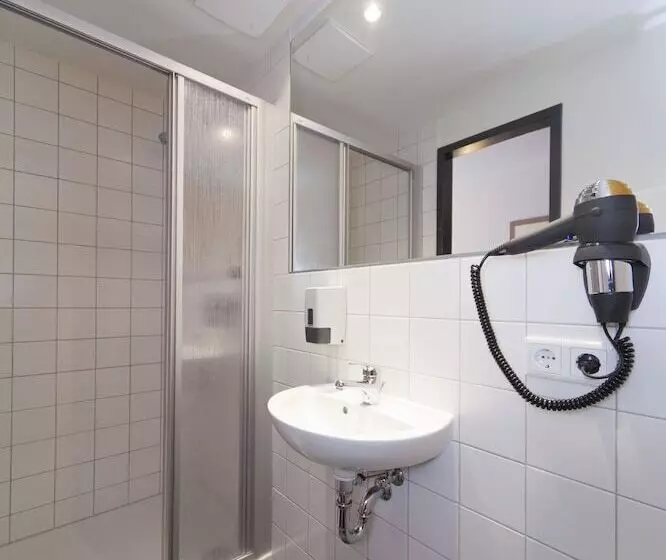 スタンダードルーム, Mcdreams Hotel Wuppertal City