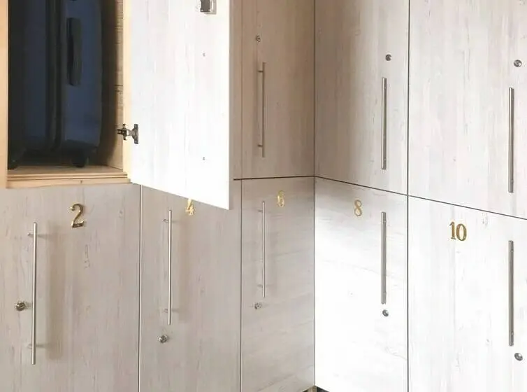 ルームシェアのワンベッド, Atlas   Hostel