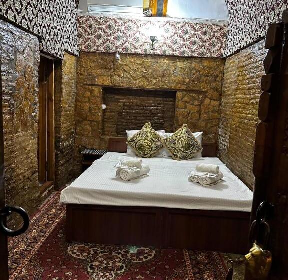 اتاق استاندارد, Mekhtar Ambar Caravan Sarai Xix