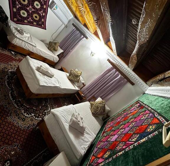 اتاق استاندارد سه نفره, Mekhtar Ambar  Caravan Sarai Xix