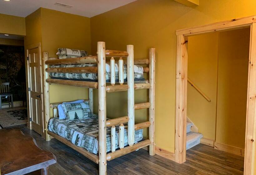 خانه 1 خوابه, Majestic View Lodge #426