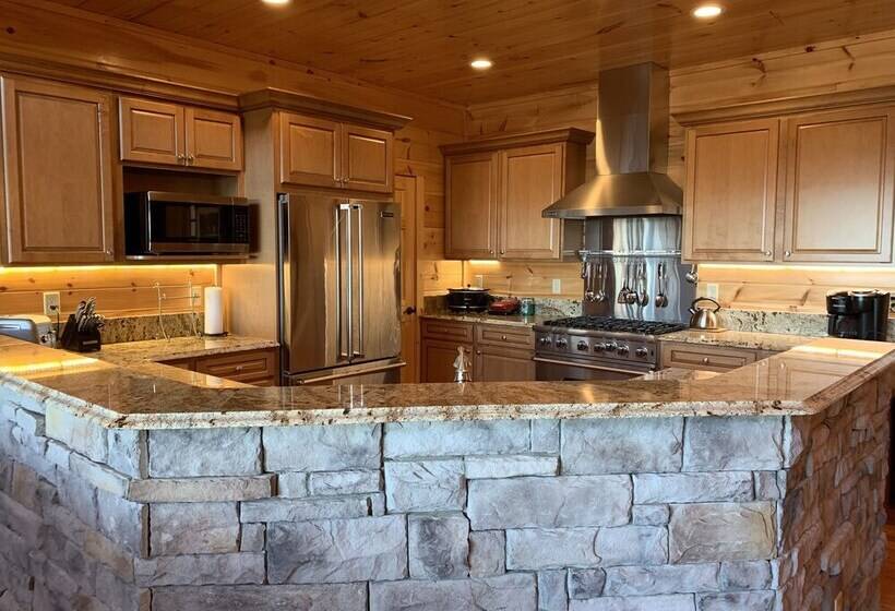 خانه 1 خوابه, Majestic View Lodge #426