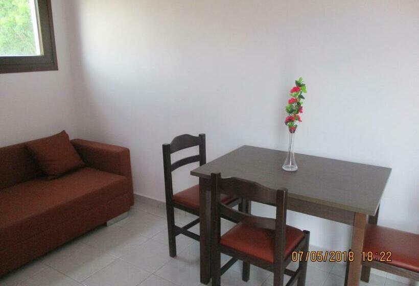 اتاق لوکس با بالکن, Gouvia House Luxury Apartments