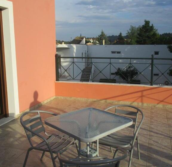اتاق لوکس با بالکن, Gouvia House Luxury Apartments