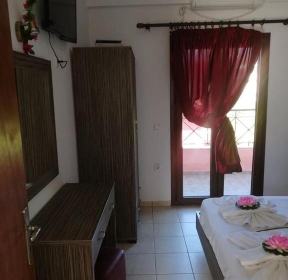 اتاق لوکس با بالکن, Gouvia House Luxury Apartments