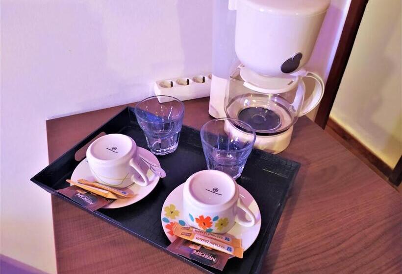 חדר סטנדרט יחיד, To Diporto