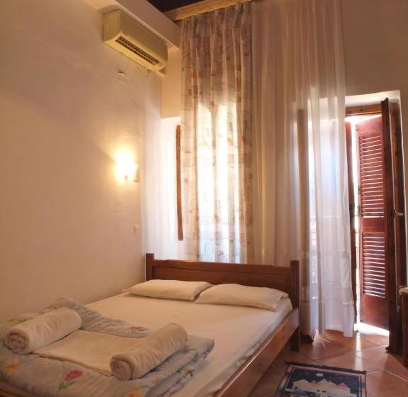 חדר סטנדרט יחיד, To Diporto