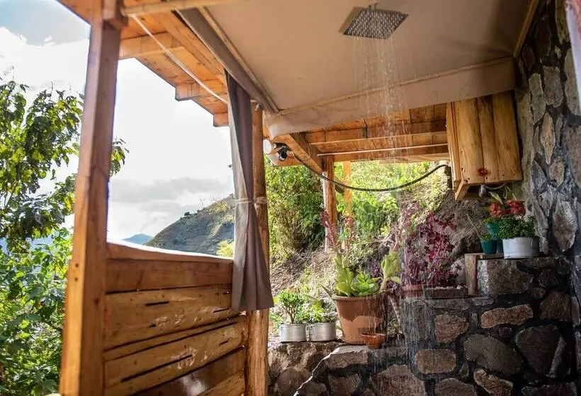 هزینۀ خدمات رفاهی بیشتر, El Picnic Atitlán