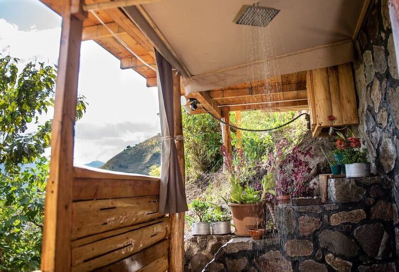 هزینۀ خدمات رفاهی بیشتر, El Picnic Atitlán