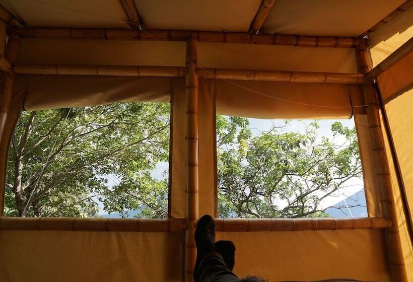 چادر با خدمات رفاهی لوکس, El Picnic Atitlán