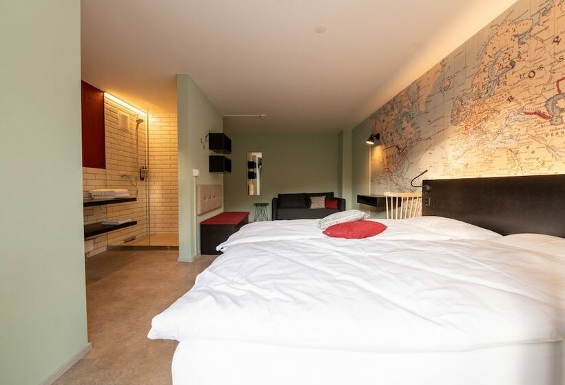 Семейный Номер, Emma S Hotel Bed & Breakfast Self Check In