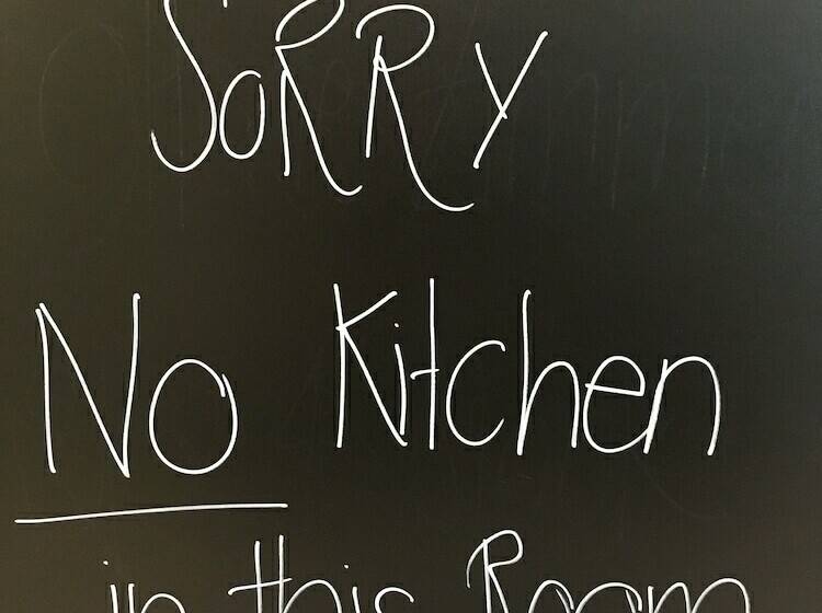 Семейный Номер, Emma S Hotel Bed & Breakfast Self Check In