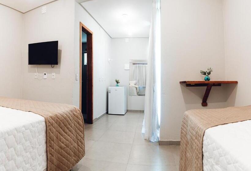 חדר סטנדרט לשלושה, Môzzi Barra Grande