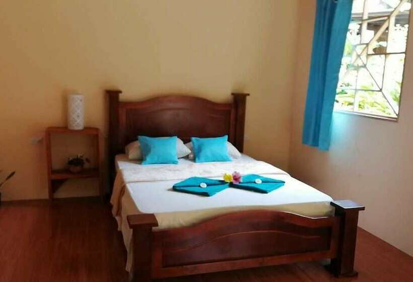 غرفة كلاسيكية رباعية, Garden Of Heliconias Lodge