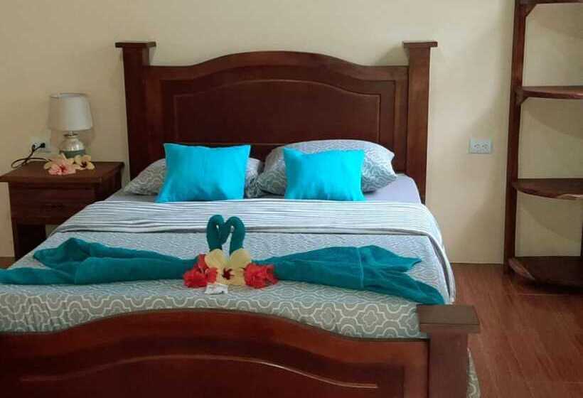 غرفة كلاسيكية رباعية, Garden Of Heliconias Lodge