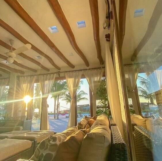 ４ベッドルームハウス, Casa Luz Beach Front Holbox