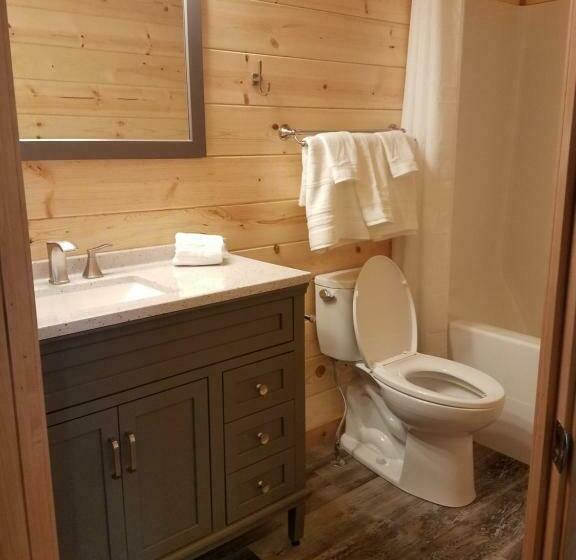 جناح ديلوكس, 406 Lodge At Yellowstone