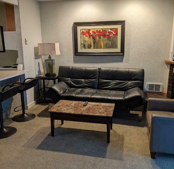 شقة غرفتين مطلة على البحر, The Landmark Inn On Orcas Island