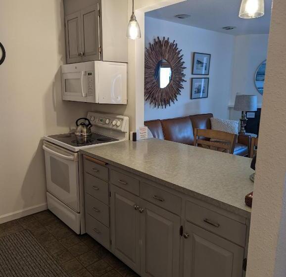 شقة 3 غرف, The Landmark Inn On Orcas Island