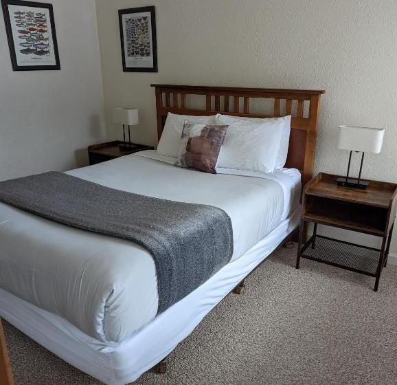 Апартаменты 2 Спальни, The Landmark Inn On Orcas Island
