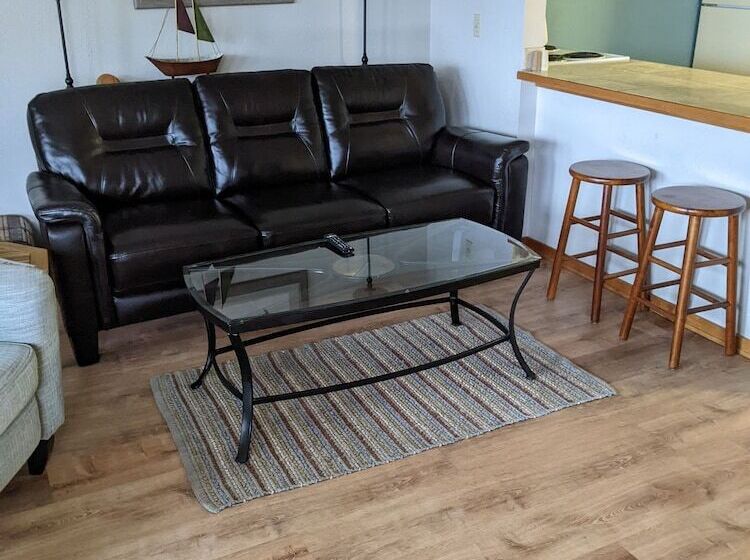 شقة غرفة واحدة مطلة على البحر, The Landmark Inn On Orcas Island